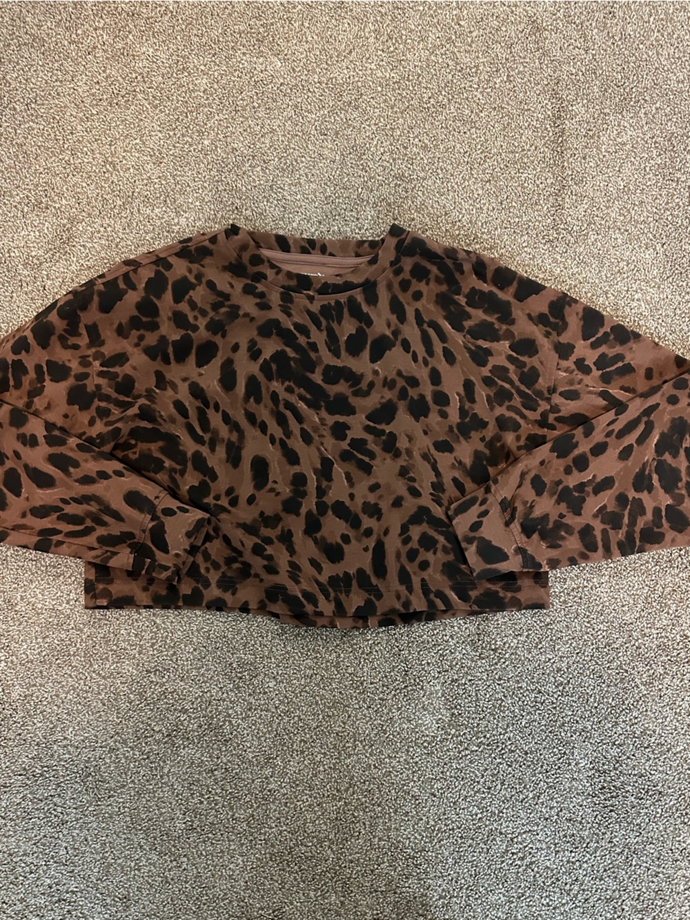 Old Navy Active Leopard Print Sweatshirt Pullover Size M